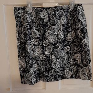 Black and White paisley short skirt.